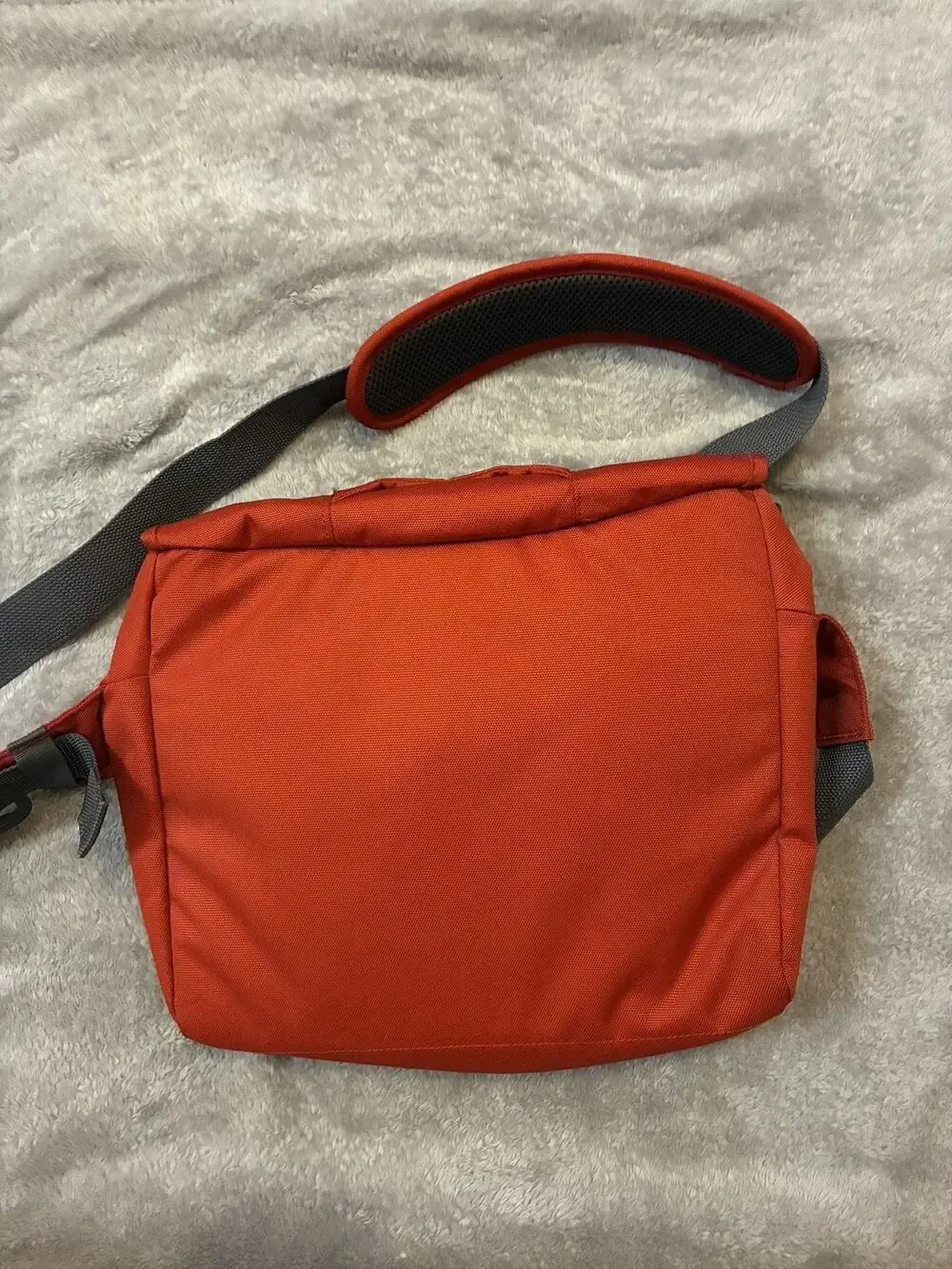 osprey backwoods messenger bag Halo LE Pack The Daylite Messenger adds a sleek edge to your everyday carry Osprey backwoods halo le -